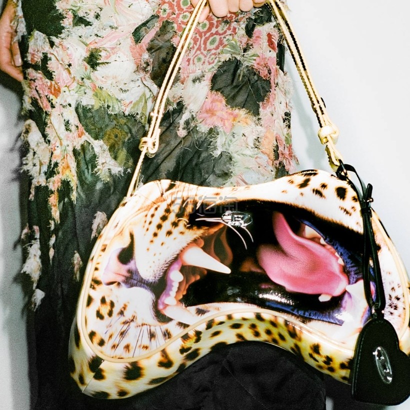 Diesel 中国台湾：Diesel x Savage x Fenty 联名系列上线！时尚碰撞 入手胸衣、睡衣等