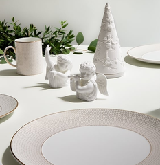 Wedgwood UK：手绘设计家居日用品