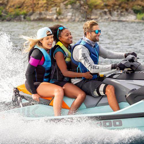 Sea-Doo：节日礼品指南 水上摩托艇配件、零件、服装等