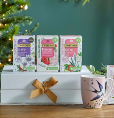 Twinings：皇室御用茶 圣诞日历£25 限定版茶礼盒£3