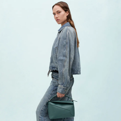 Net-A-PORTER 亚太站：LOEWE 灵感新疆界 精选服饰包袋上新热卖