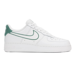 NIKE 白色 Air Force 1 '07 LV8 运动鞋