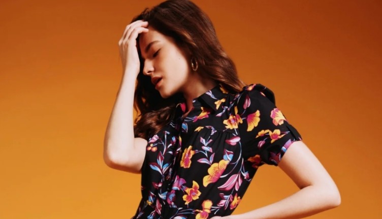 DVF全称Diane Von Furstenberg，是美国