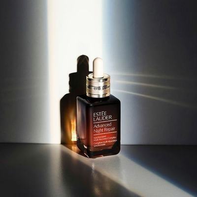 每年的黑五都是买雅诗兰黛的最适合的时机，各种满赠，去年满赠的