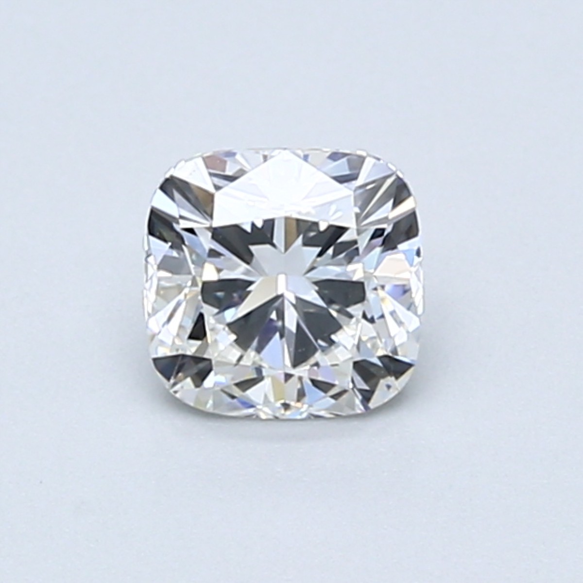 astor 枕形切割钻石 0.7克拉