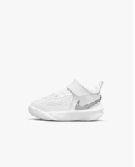 Nike  婴幼儿 Team Hustle D 10 小白鞋