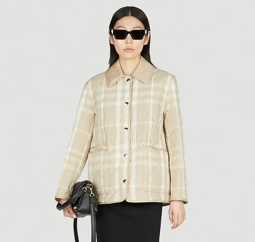 LN-CC：Burberry 私促开启！抢格纹围巾、Check Barn 棉服- DealAM.com