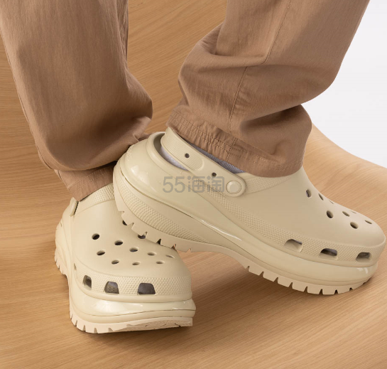 ASOS US:Crocs mega crush 骨白色光轮洞洞鞋