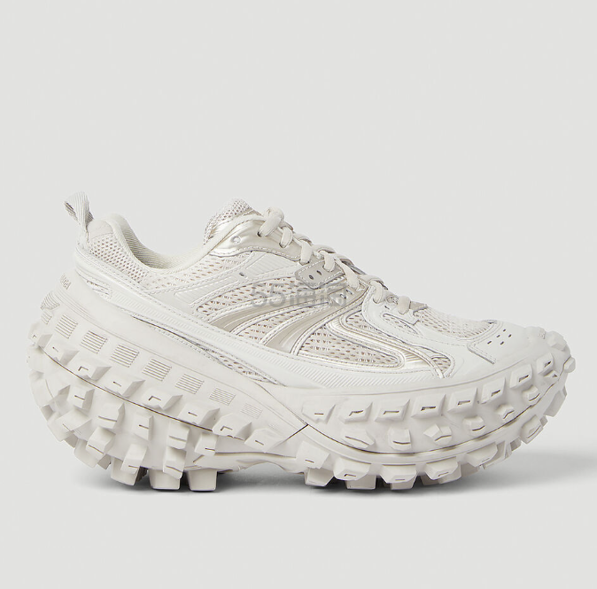 BALENCIAGA Bouncer 白色轮胎鞋