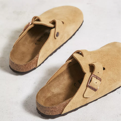 码全！Birkenstock 沙色麂皮 Boston 半拖