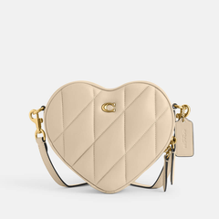 Coach 蔻驰 Heart Quilted 爱心包