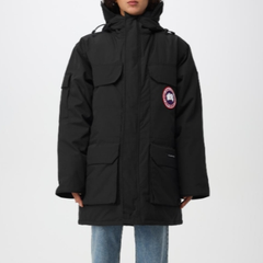 Canada Goose 加拿大鹅远征黑色羽绒服