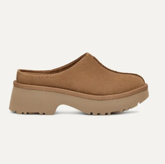 UGG New Heights Clog 拖鞋