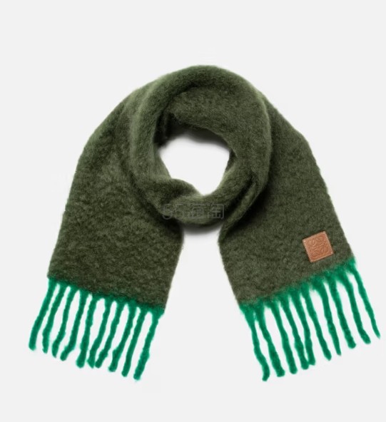 降价！LOEWE 绿色马海毛围巾