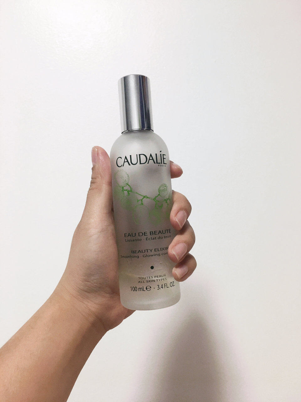 欧缇丽皇后水+磨砂膏套装 欧缇丽皇后水100ml在英国原价3