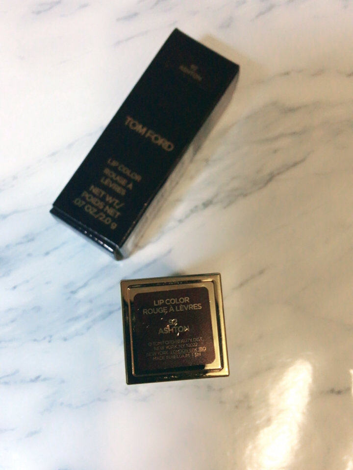 说实话TOM ford这个系列我已经看了很久了🌝  今天终