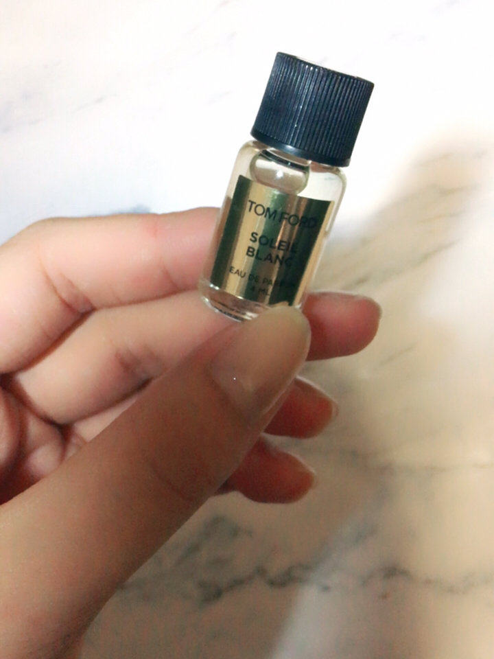 说实话TOM ford这个系列我已经看了很久了🌝  今天终