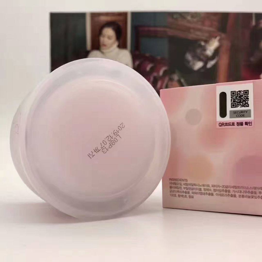 说真的，第一次购入这瓶卸妆膏的时候并没有对它抱多大希望。刚打