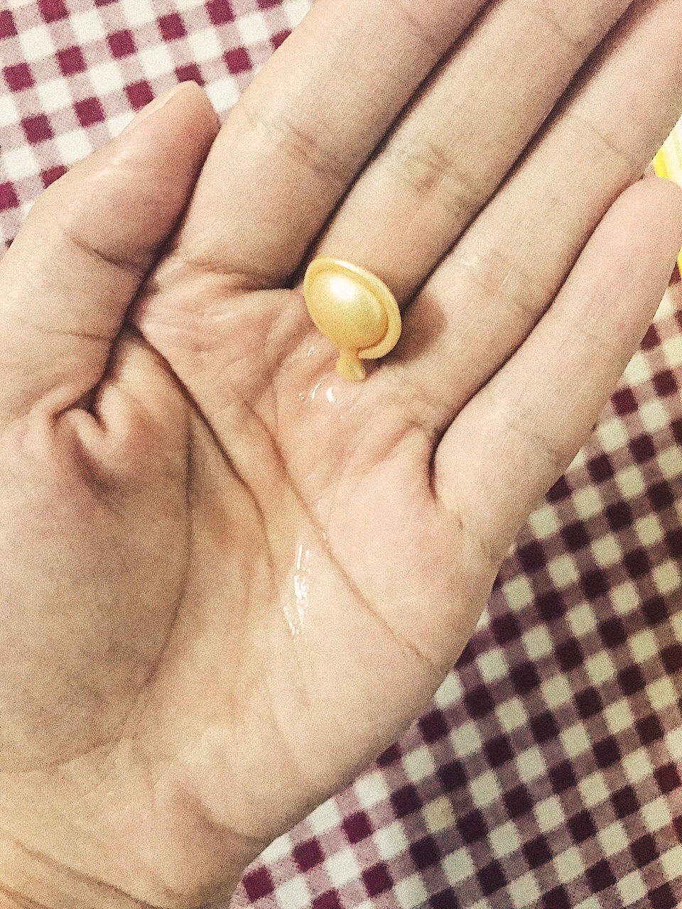 ✅雅顿金胶和粉胶的对比：🌸金胶更滋润🌸 👀作为伊丽莎白