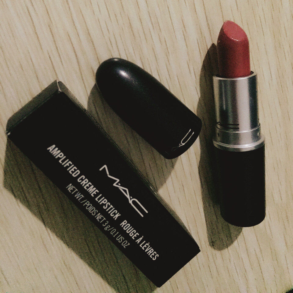 身为黄皮一直特别想要温柔的豆沙色💄 MAC的真的显色度特别