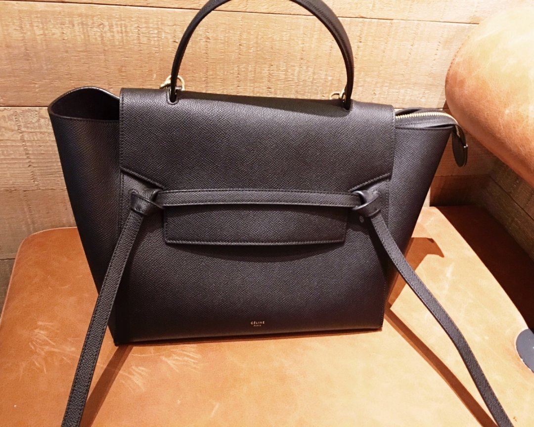 Celine belt 因为有了橘色的秋千，绿色的笑脸，就像