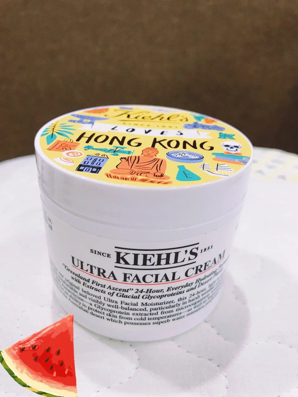 科颜氏高保湿面霜
 这款 已经**烂的产品，真的很好用。我用