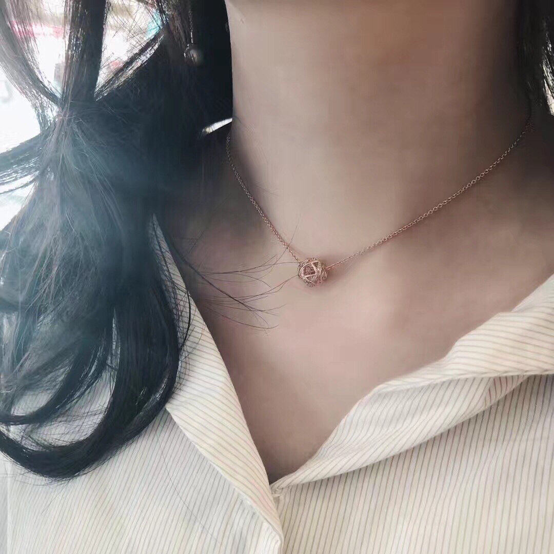 潘多拉 海洋之心猫眼石串珠 天蓝色   潘多拉 晶莹雪花吊坠