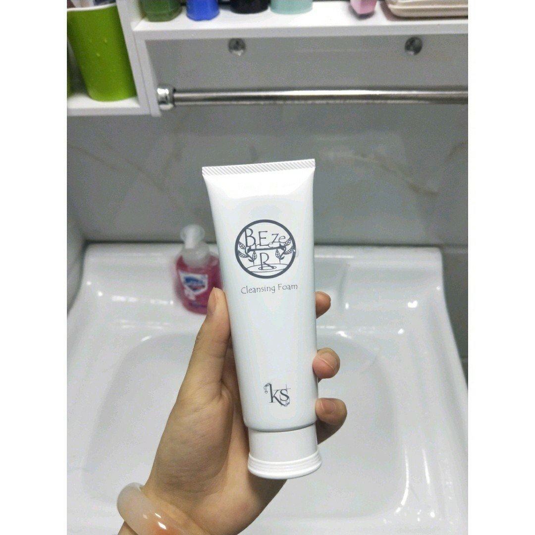 八款自用洗面奶使用感分享💡
 1⃣芙丽芳丝洗面奶
 这款洗