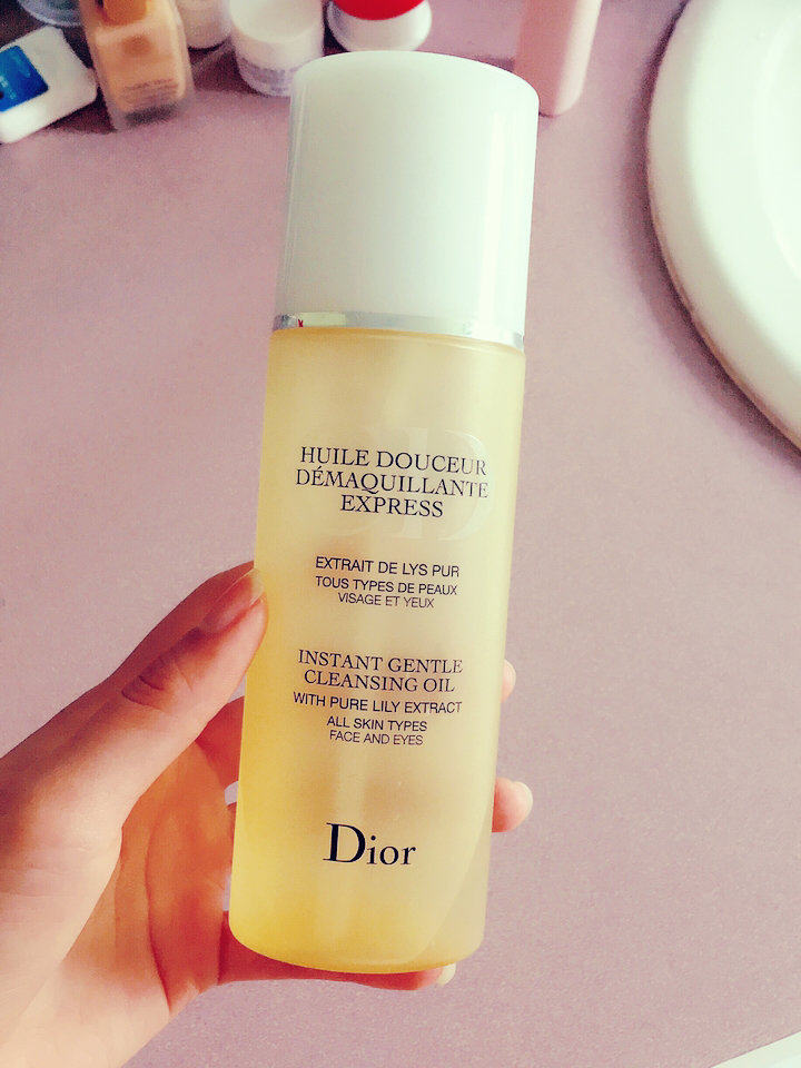 至今为止用过的最好用的卸妆油迪奥的instantgentlecleansingoil可以