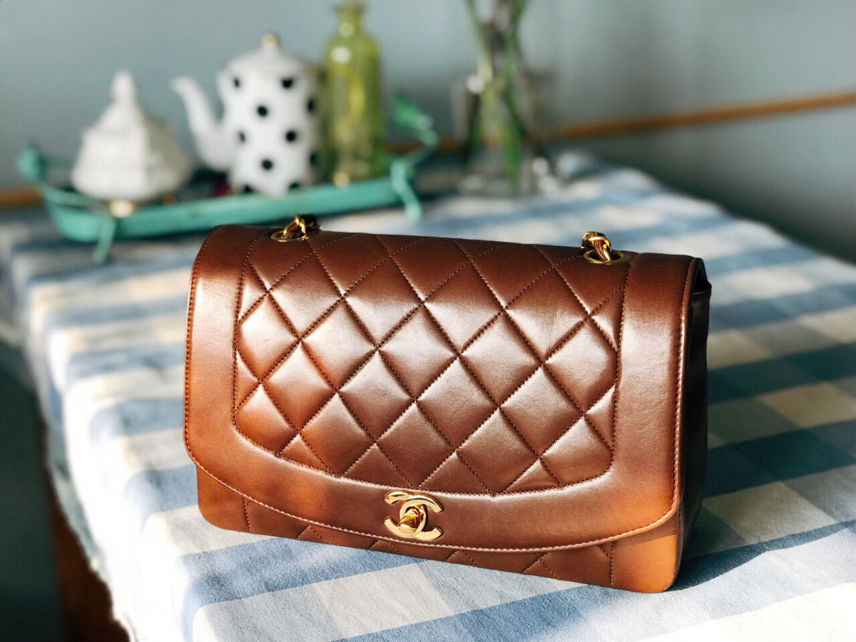 东京vintageqoo购入的中古chanel戴妃包
