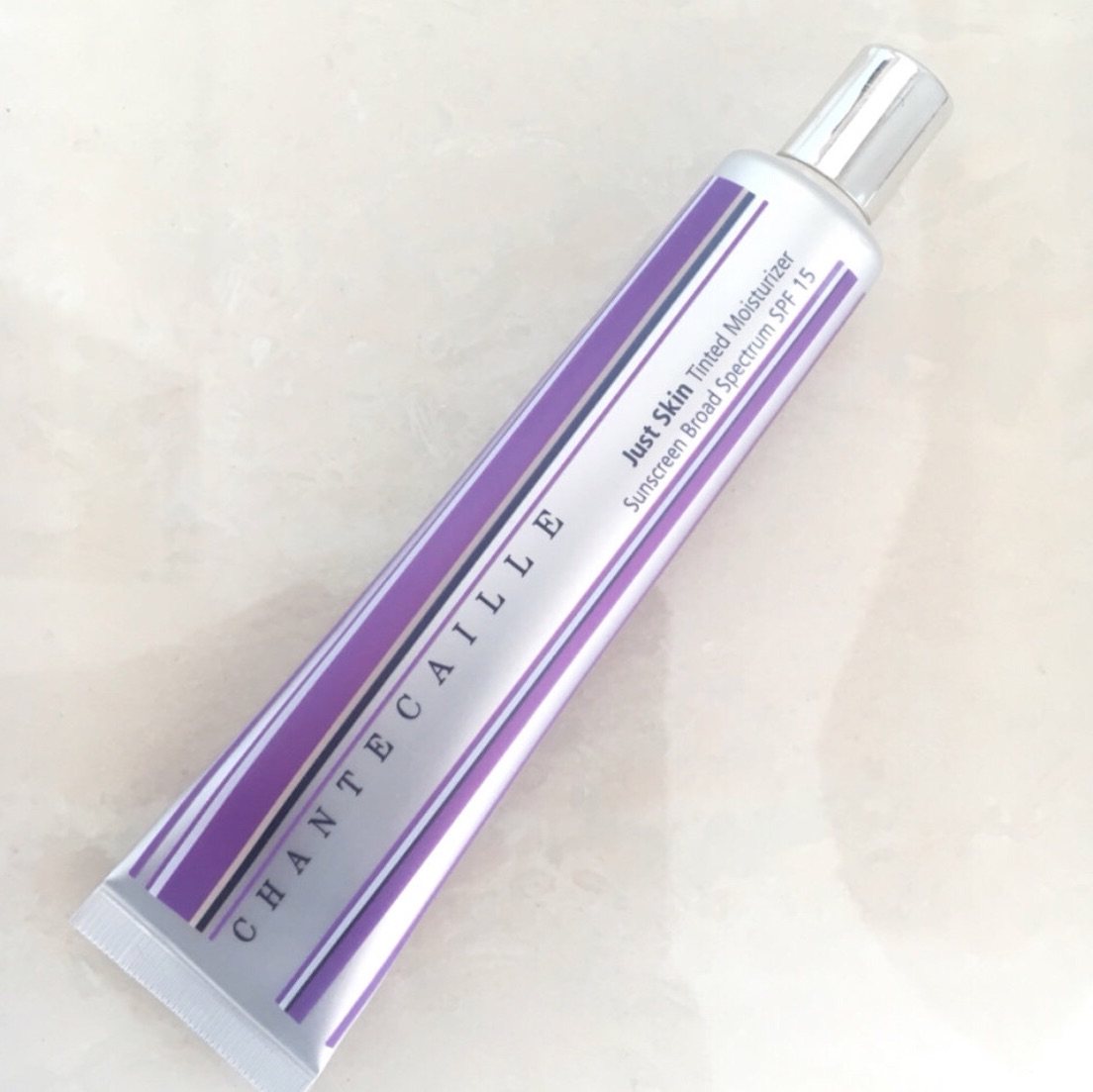 我今天是第二天使用，我皮肤偏白，买的最白色Alabaster