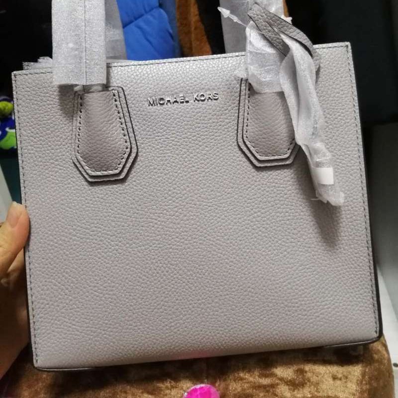 MK的包包是被大幂幂种草的，去年买了一个之后就一发不可收拾啦
