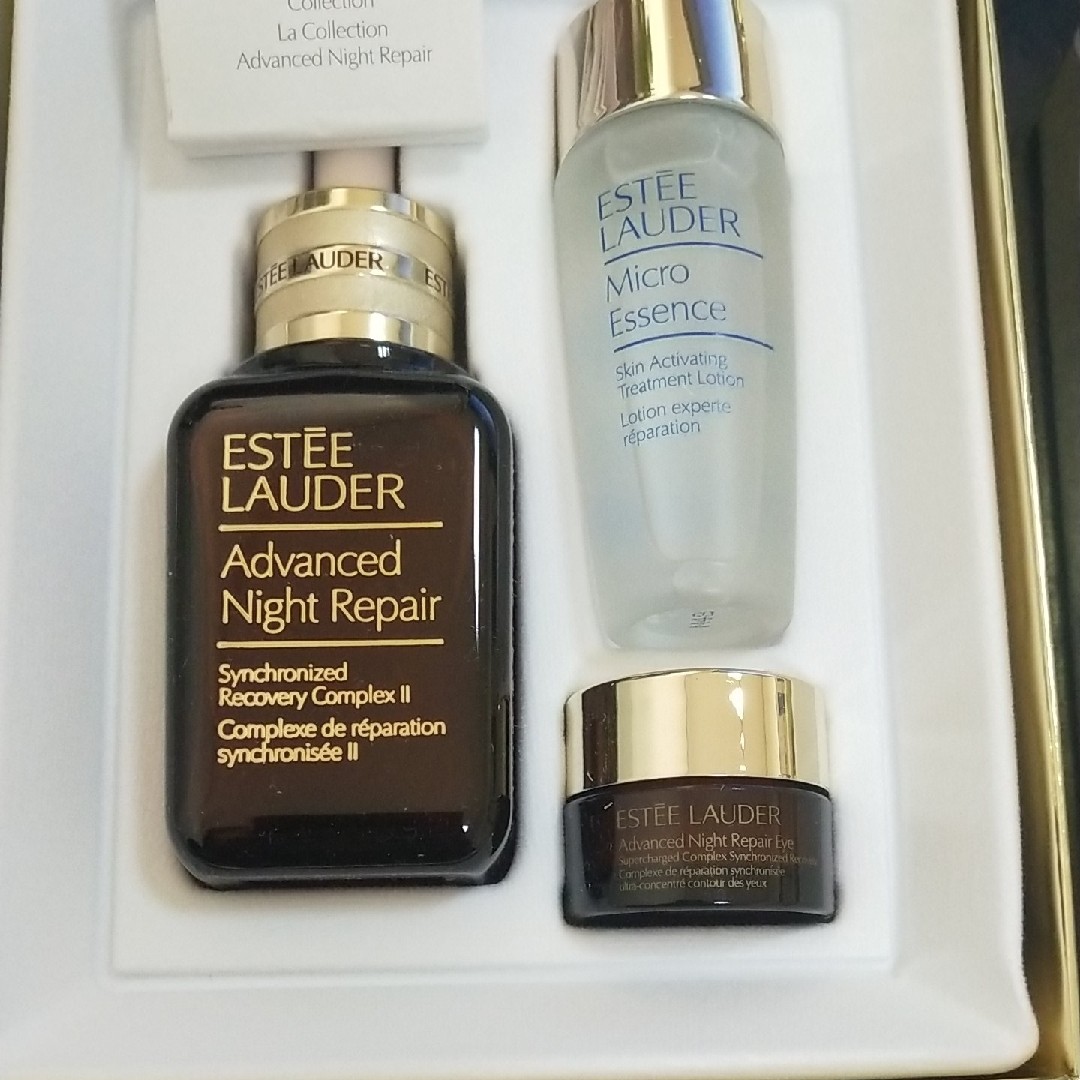 雅诗兰黛50毫升，小棕瓶三件套。 还剩下5套了，639包邮偏