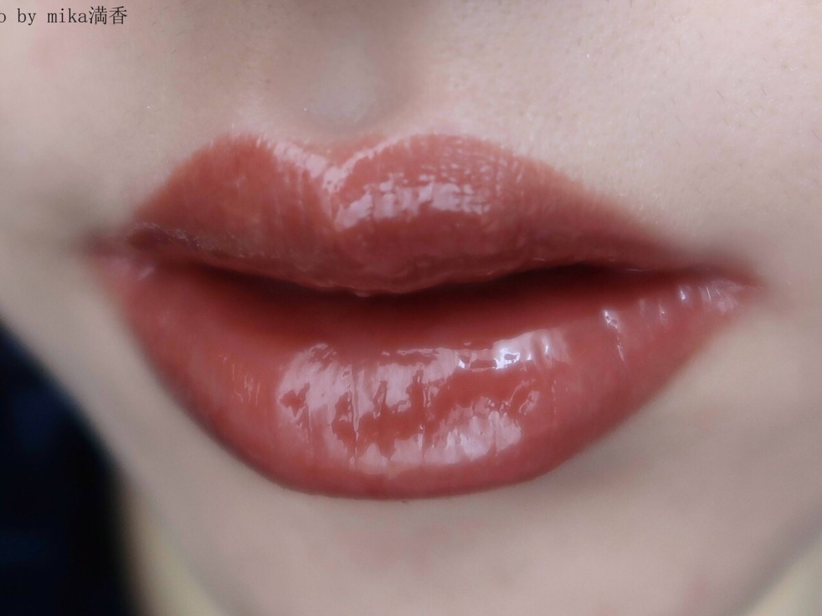 bare minerals唇釉💖💖💖 色号：hype 