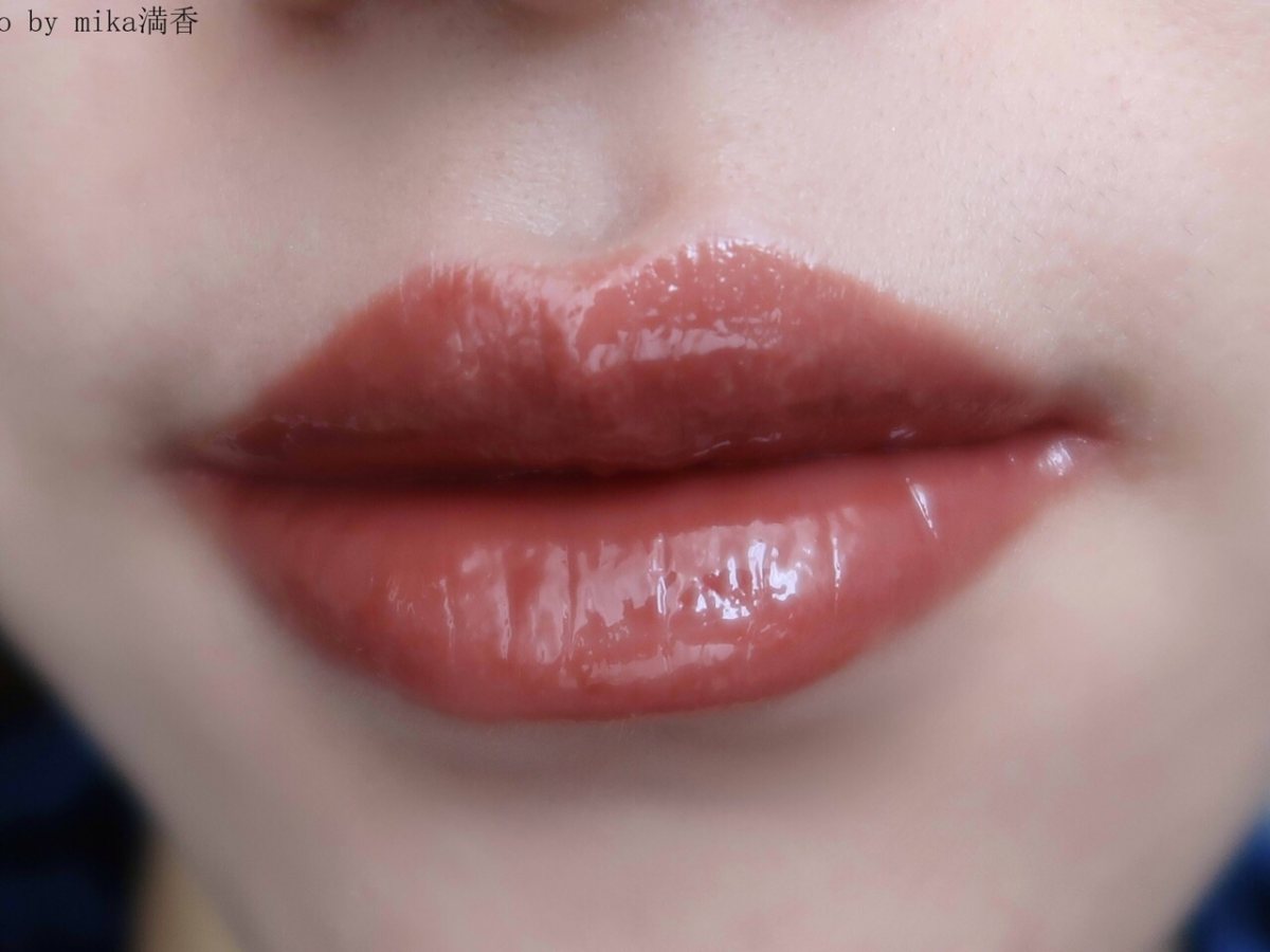 bare minerals唇釉💖💖💖 色号：hype 