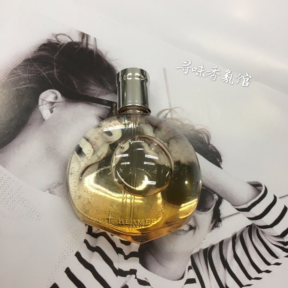 爱马仕橘彩星光香水30ml  香调 前味： 莱姆、塞维尔苦橙
