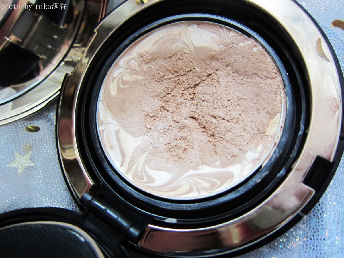 爱敬黑盒粉霜💖💖💖 色号：21 spf50+，pa++