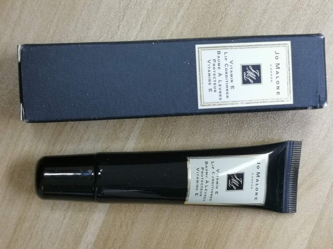 出雅诗兰黛线雕双瓶精华50ml*2（1200）祖马龙润唇膏（