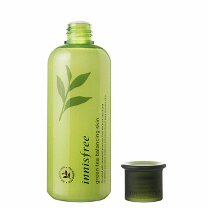 ☘️镜镜，像我这样贫穷的研究生都用什么护肤水？ 🌸哦，小可