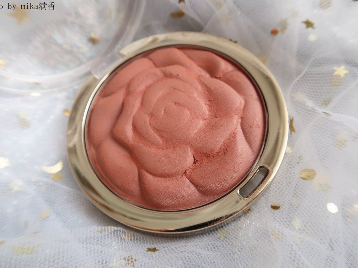 milani花瓣腮红💖💖💖 色号：10 来补上脸试色图