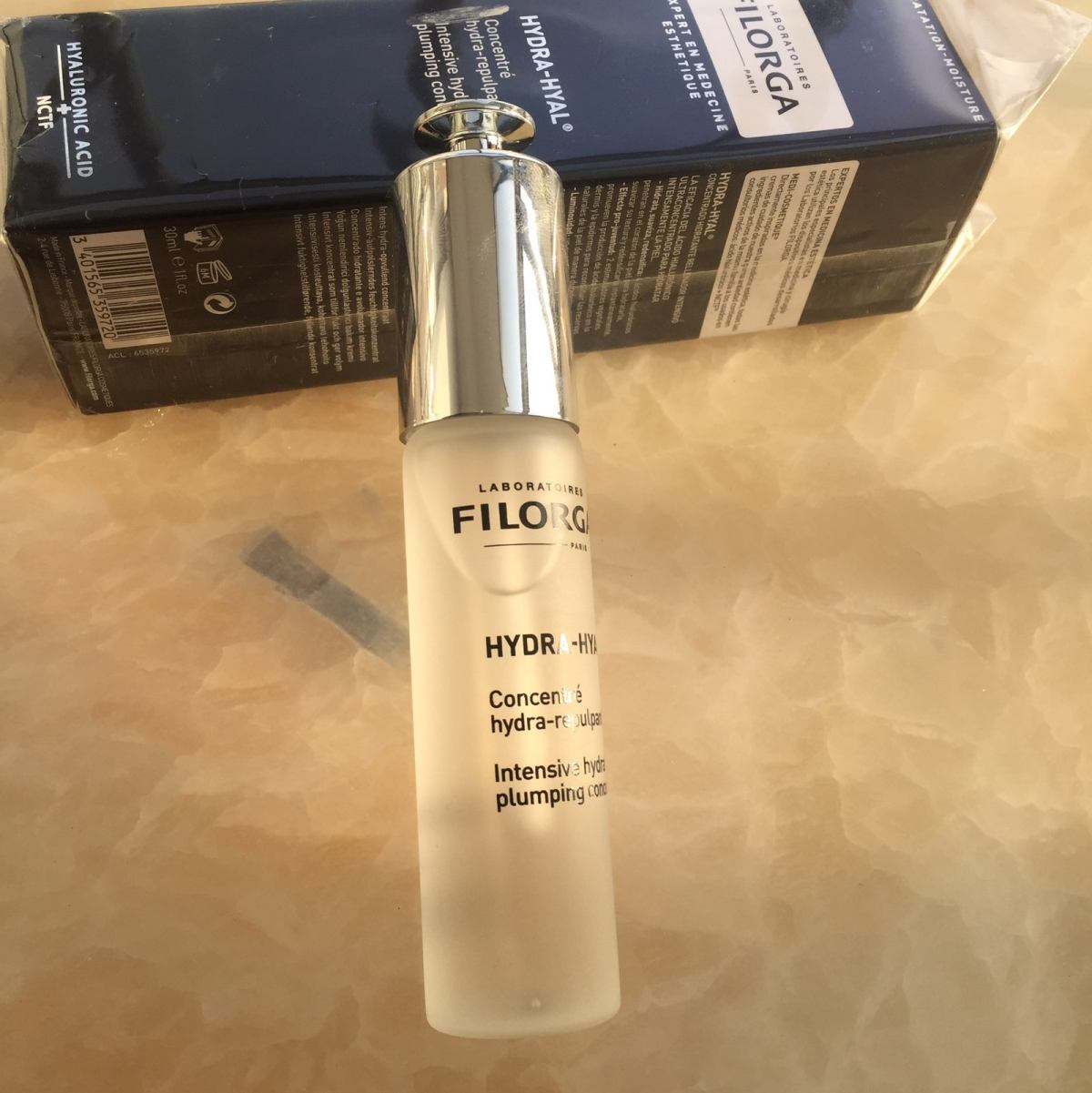 菲洛嘉玻尿酸精华，一直都是菲洛嘉的粉，对于我这个需要抗初老的