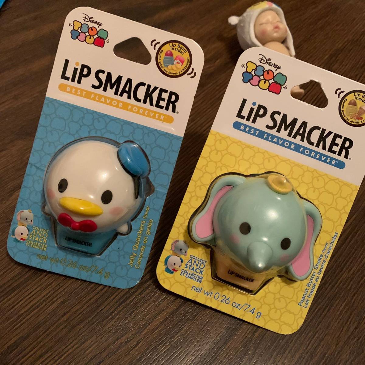 想给大家**一个超超超可爱的唇膏！  品牌是lip smac