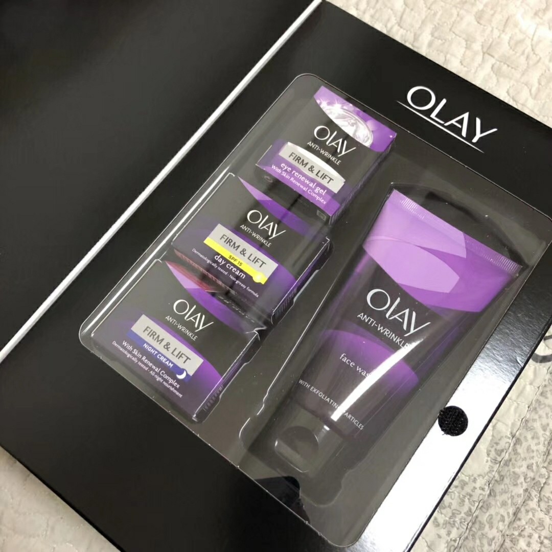 玉兰油OLAY四件套 抗皱 母亲节套装 日霜 眼霜 晚霜 洁