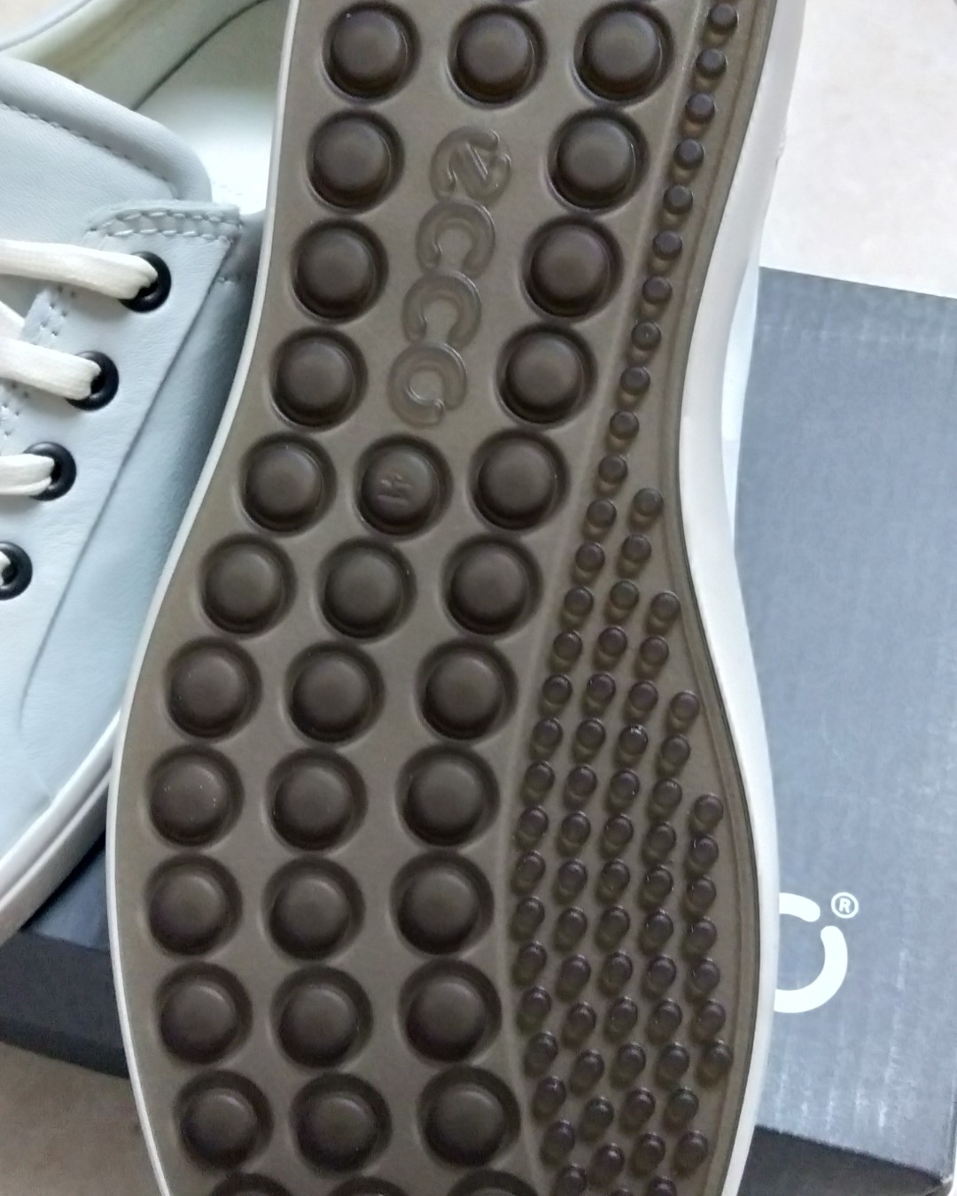 转让    ecco  爱步 男鞋 白色 41码  soft