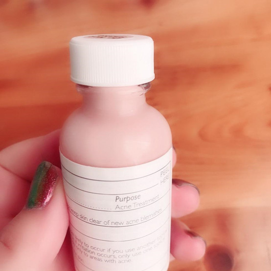 kate somerville祛痘粉水也是属于他家相当热卖的产品了,从官网的售价