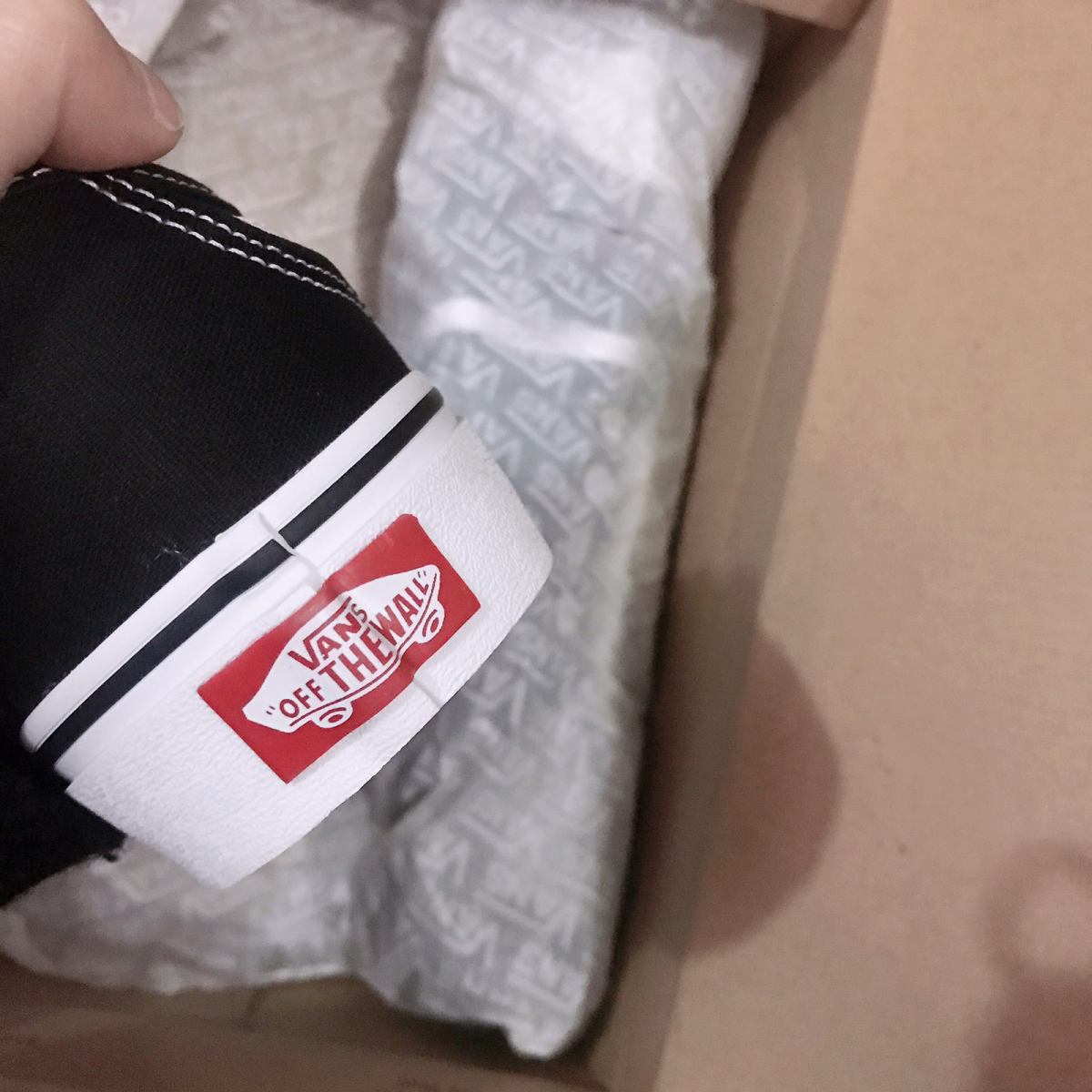 🎀vans鞋大开箱🎀  🐷好久没有开箱啦～今天来双鞋子