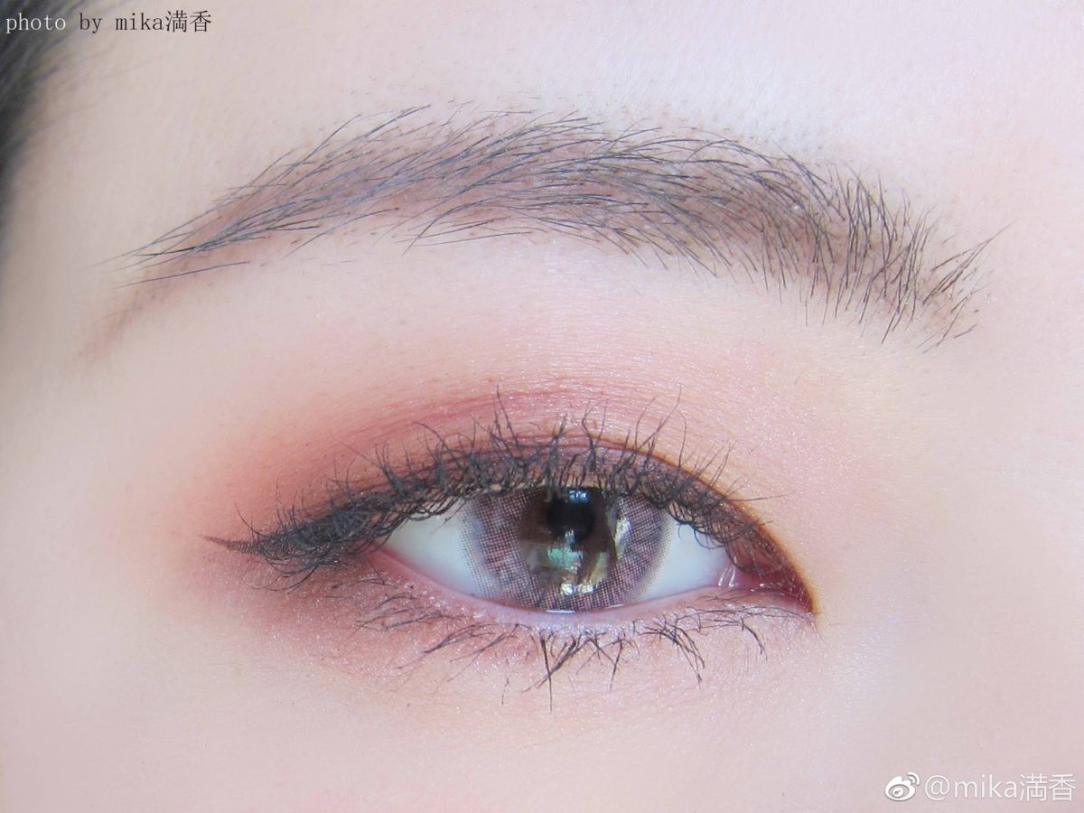 CHOUCHOU美瞳💖💖💖 色号：Milky Peac