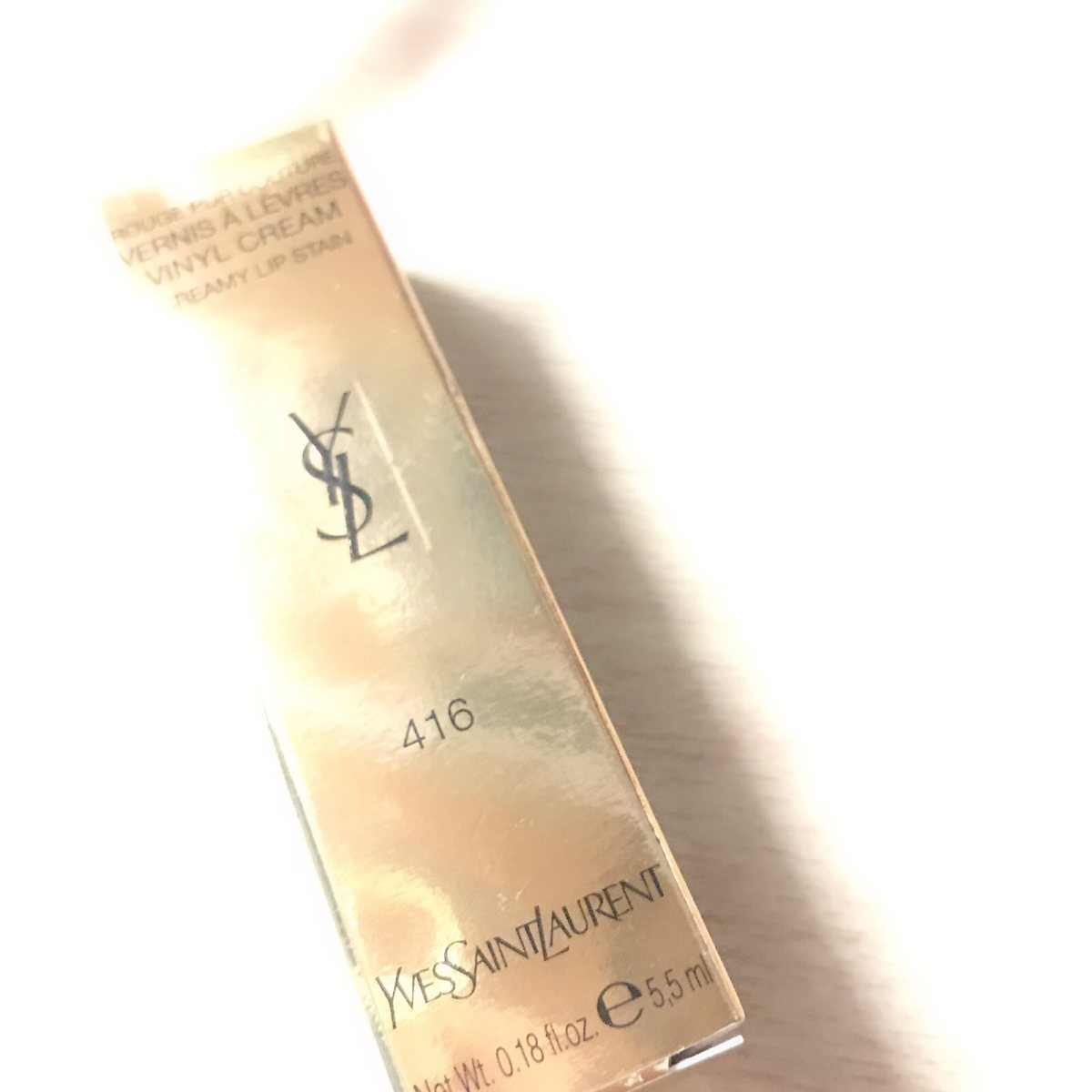 🥰第一支YSL唇釉🌚  😆之前看朋友用Ysl的圆管，我