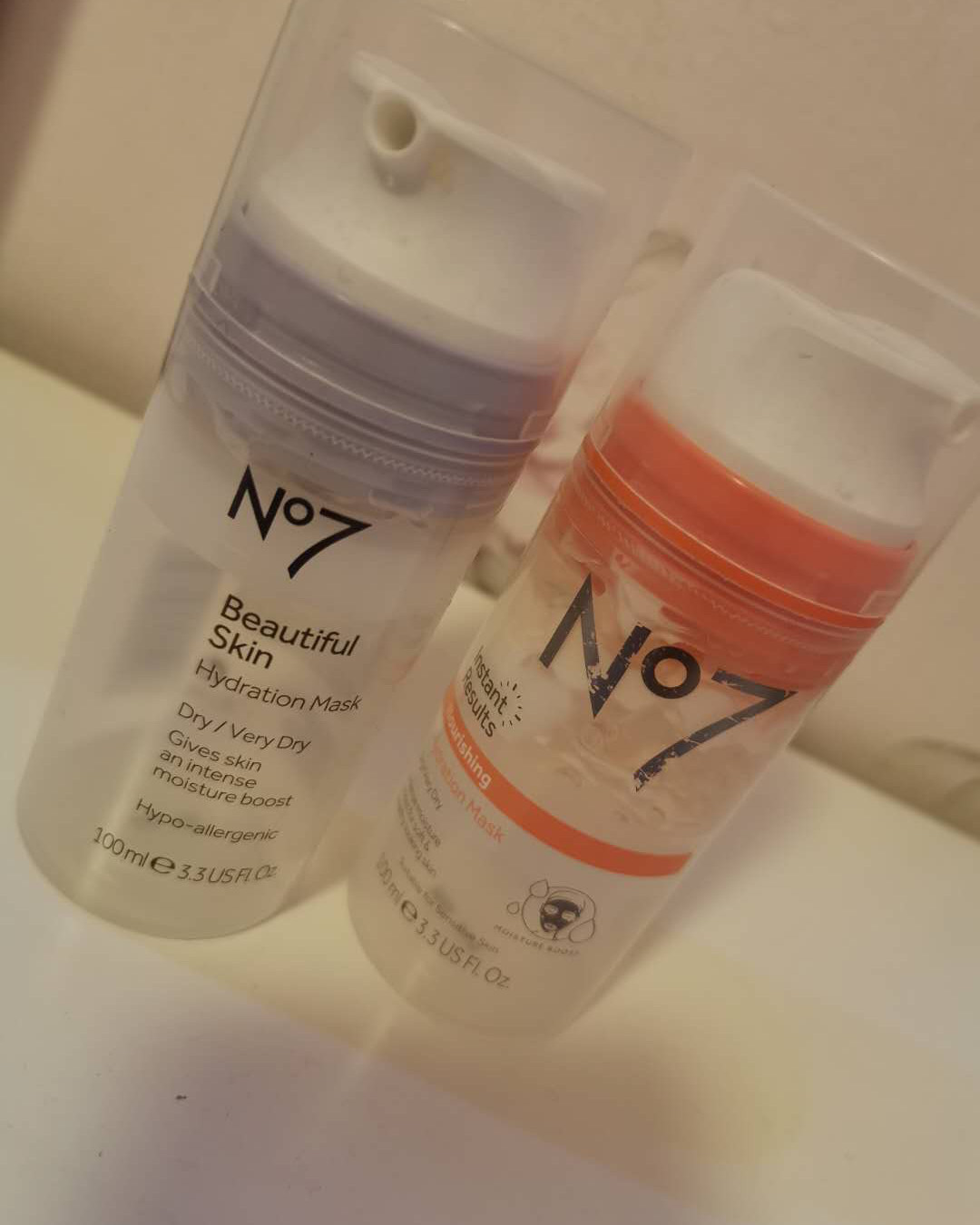 boots 的No.7冰激凌面膜终于安排上了，这么便宜又好用