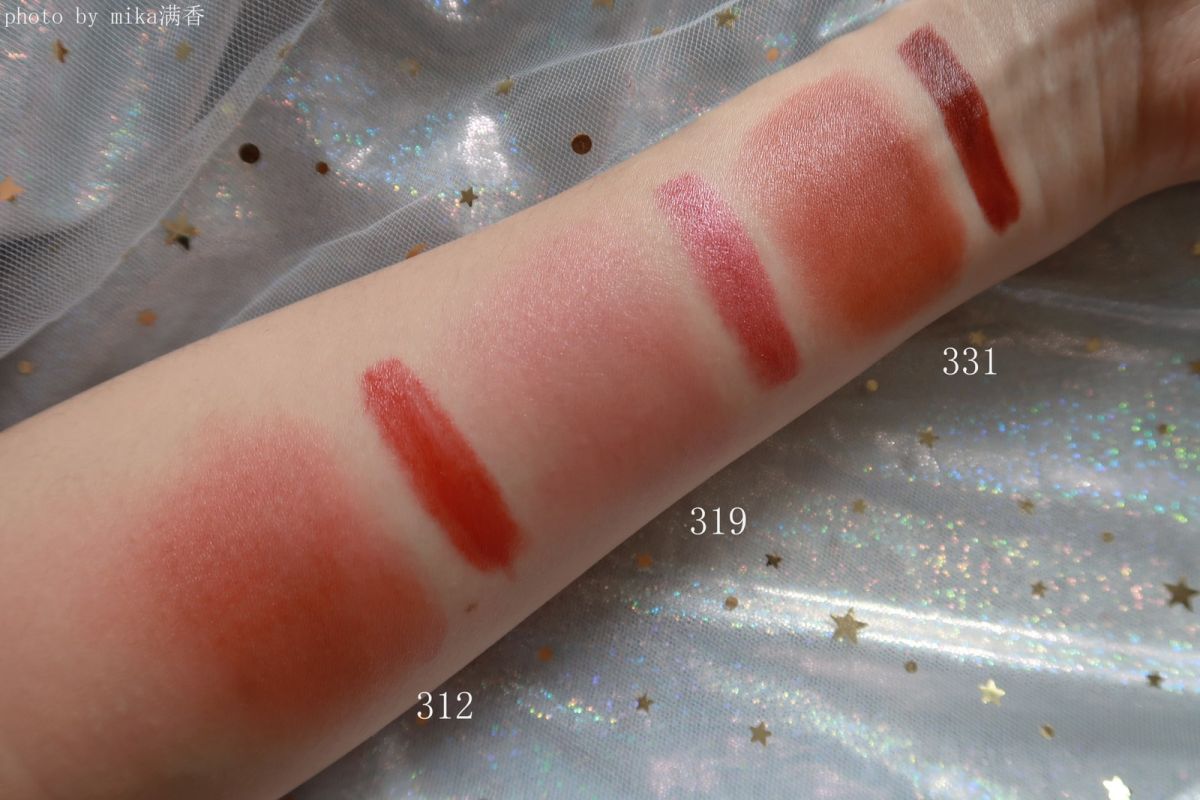 雅邦口红💖💖💖 色号：312.319.331 上次试了